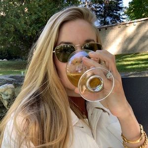 Meet your Posher, Morgan